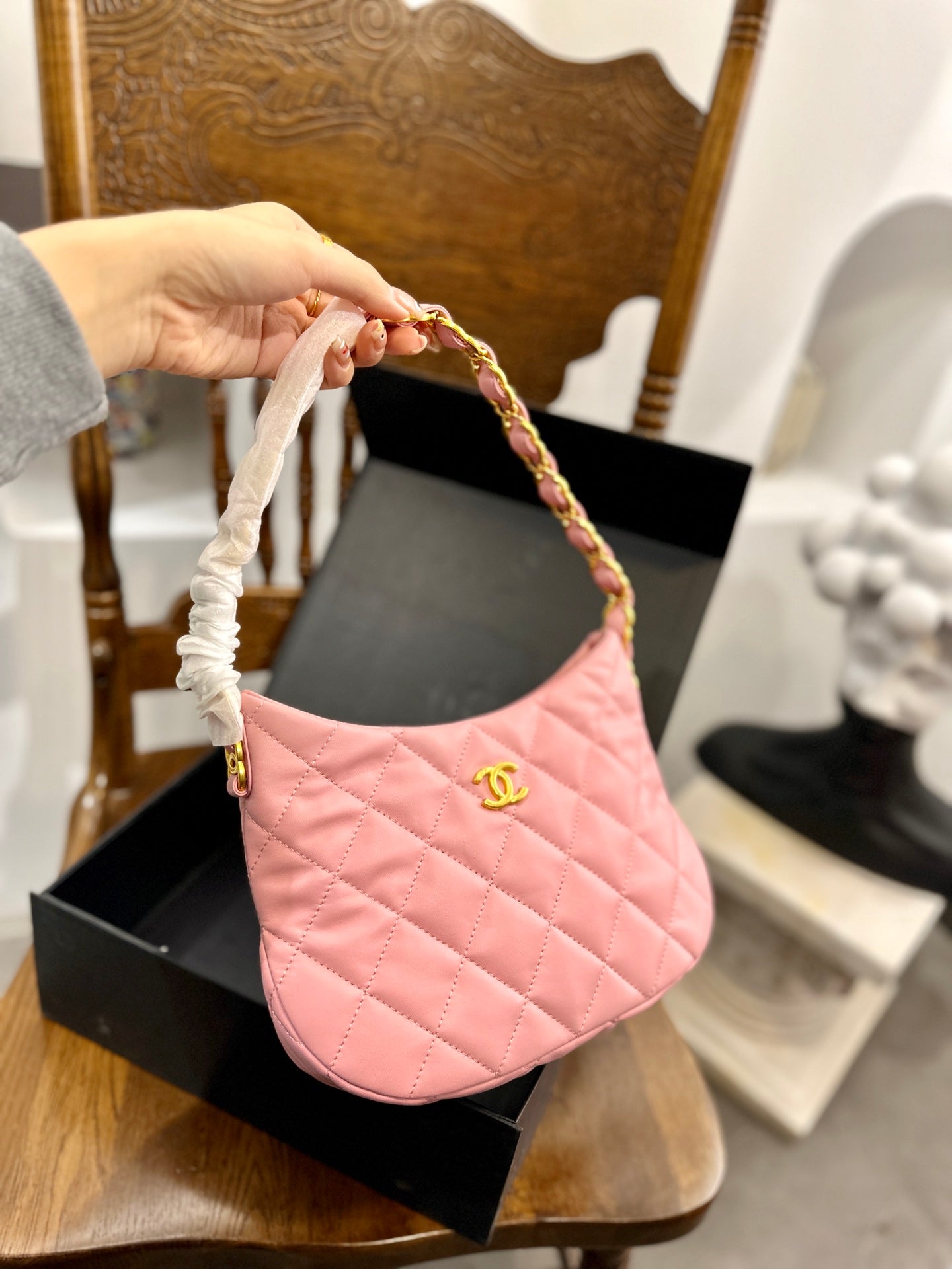 XNE-BAG570