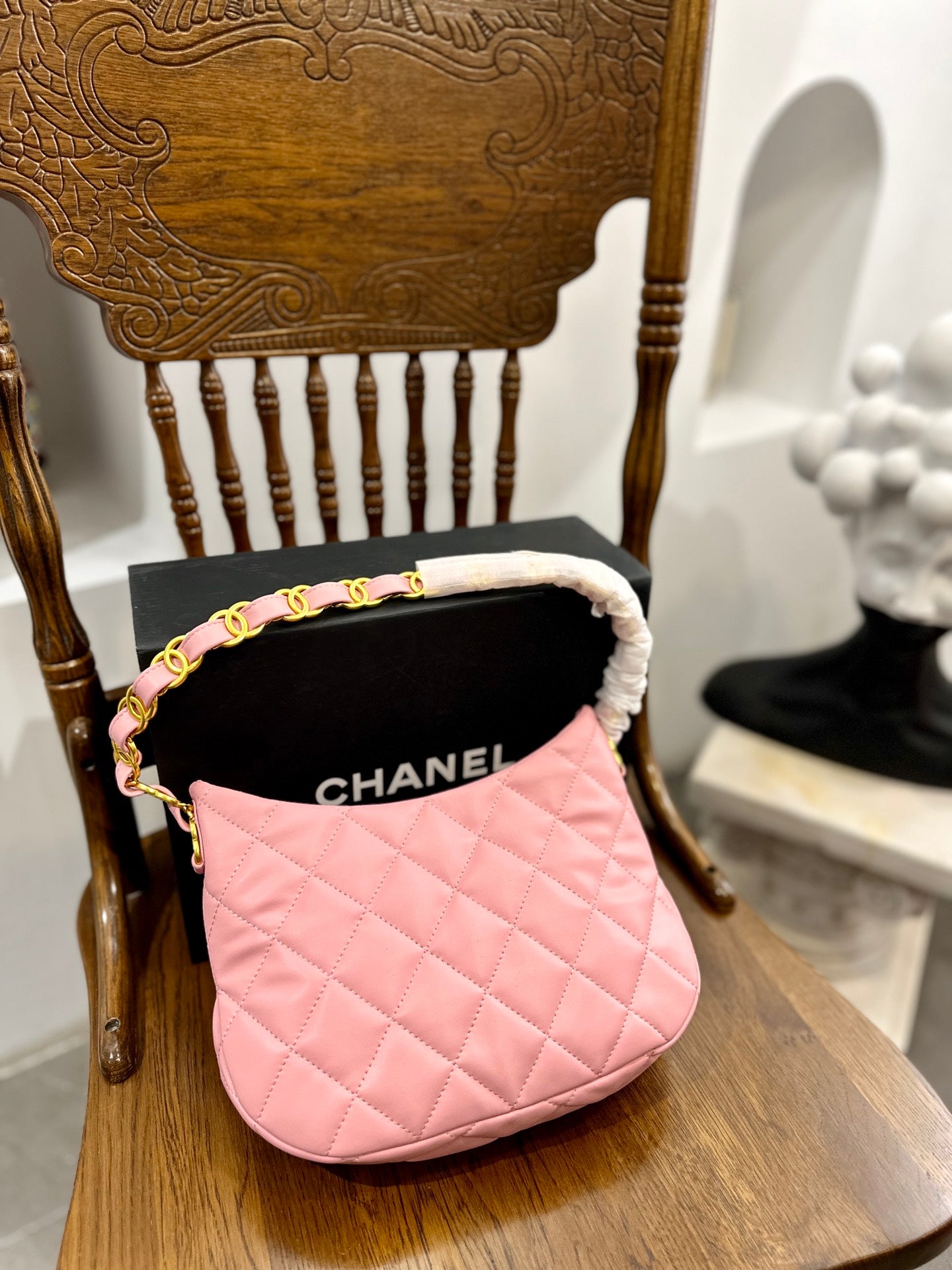 XNE-BAG570