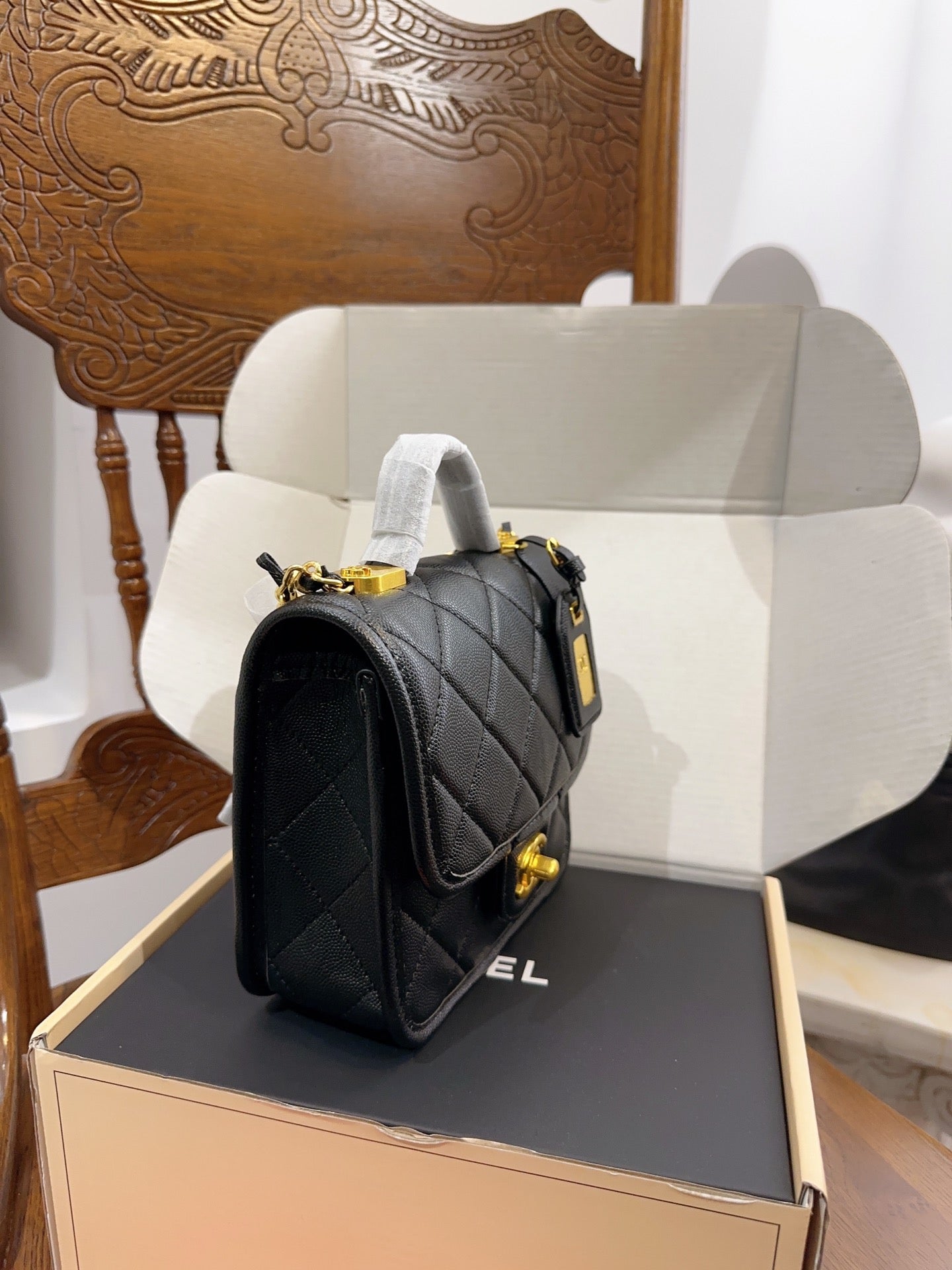 XNE-BAG567