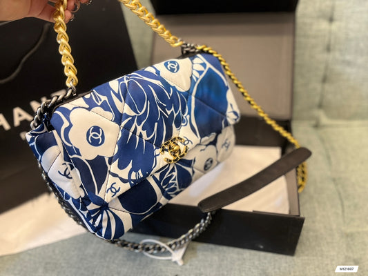 XNE-BAG616