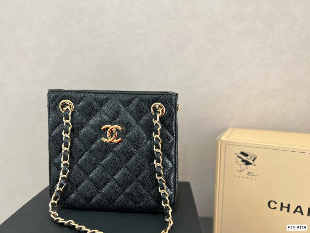 XNE-BAG619