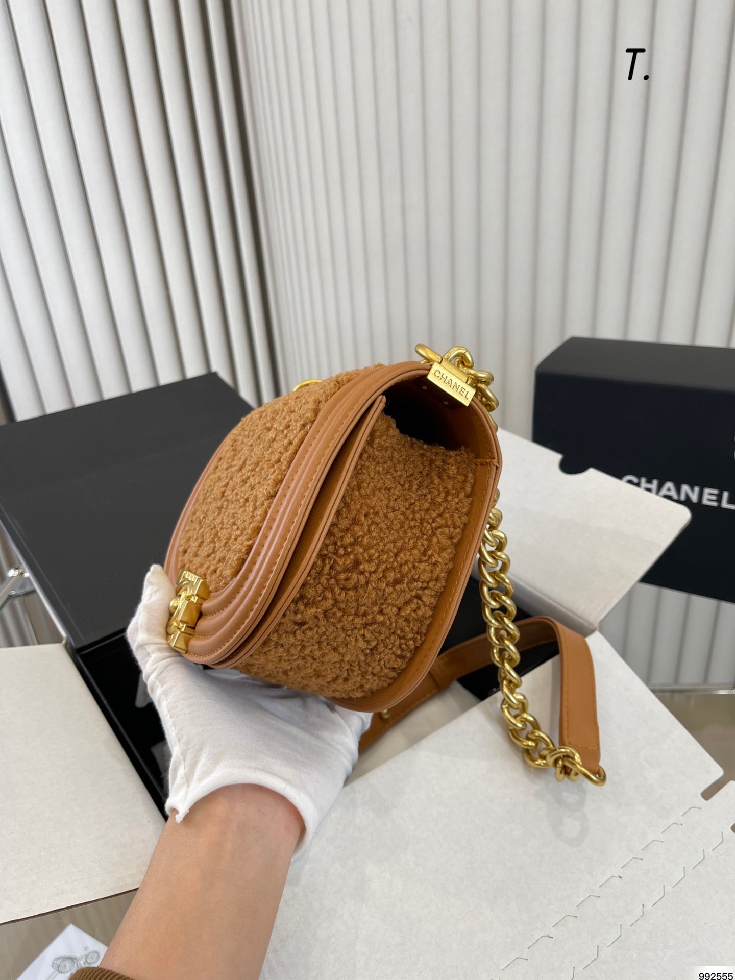 XNE-BAG789