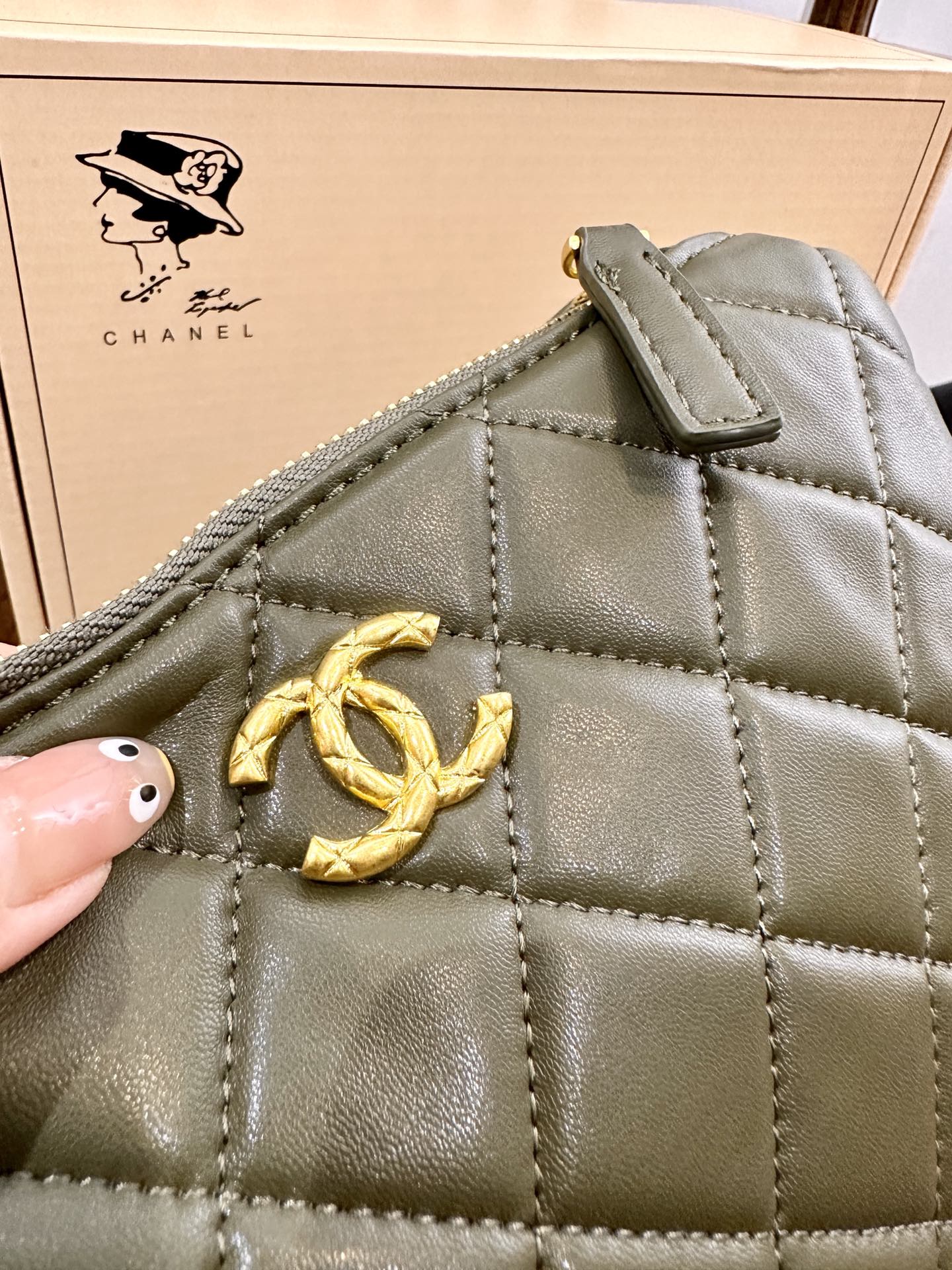 XNE-BAG792