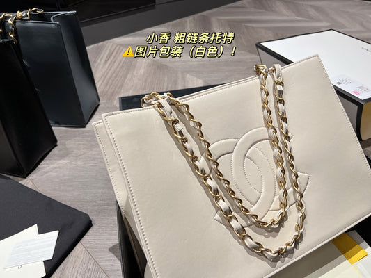 XNE-BAG784