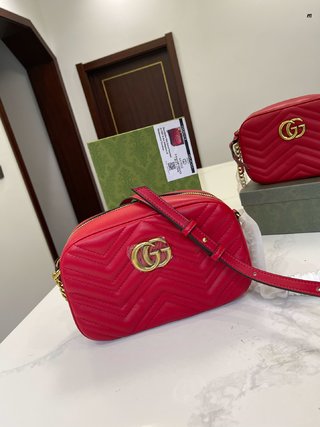GUCCI BAG 673-4