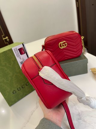 GUCCI BAG 673-4