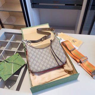 GUCCI BAG 332