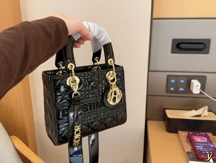 DIOR-760