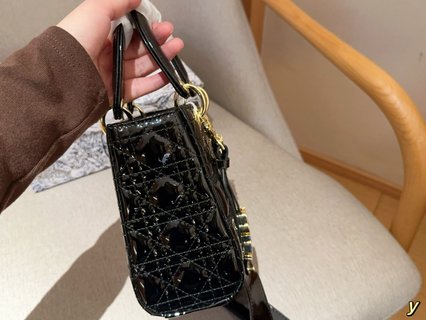 DIOR-760
