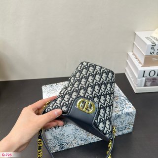 DIOR-758