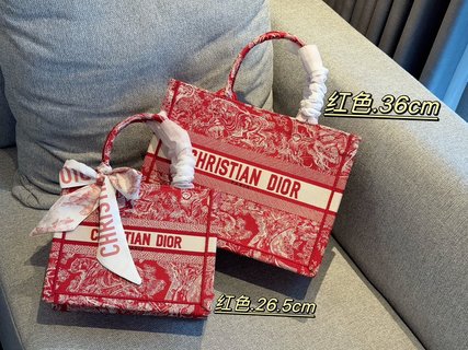 DIOR-692