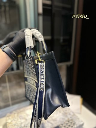 DIOR-727