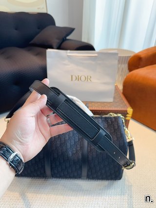 DIOR-732