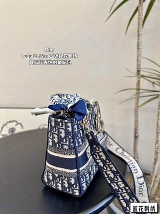 DIOR-739