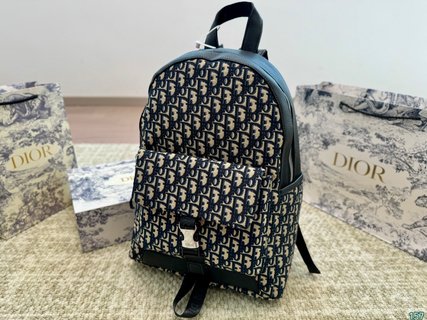 DIOR-712