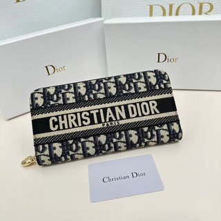 DIOR-744
