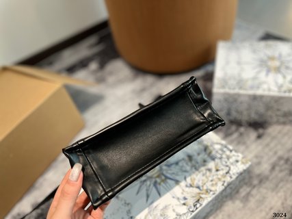 DIOR-735