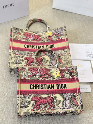 DIOR-761