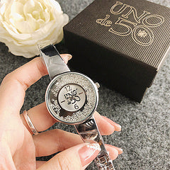 UN 6894