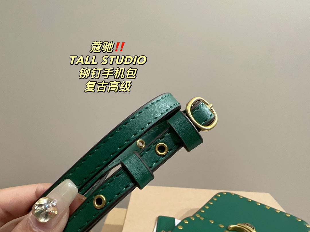 Co-BAG119