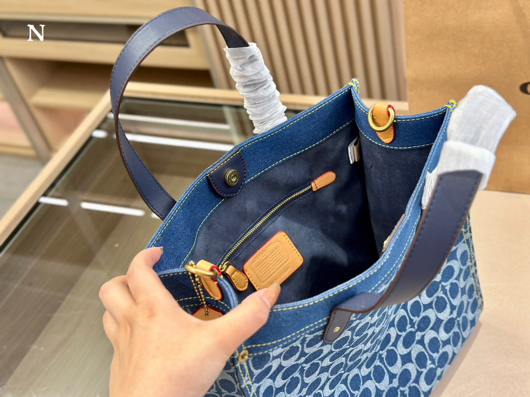 Co-BAG133