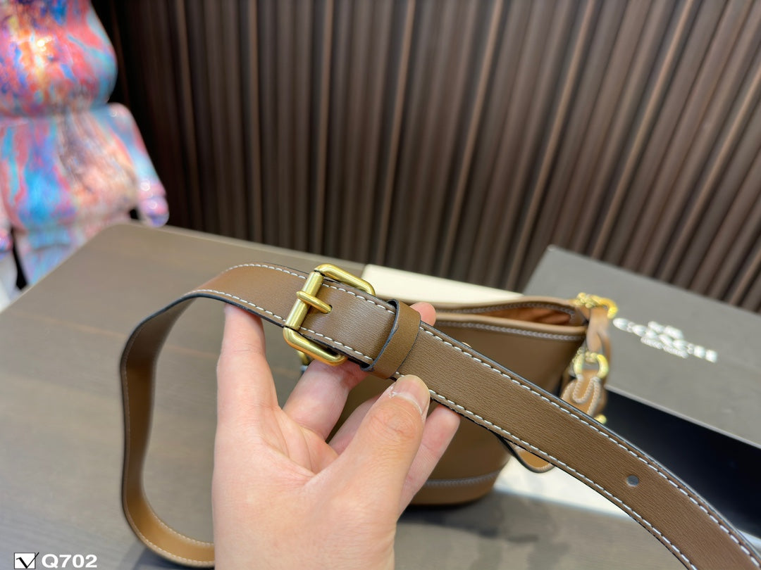 Co-BAG131