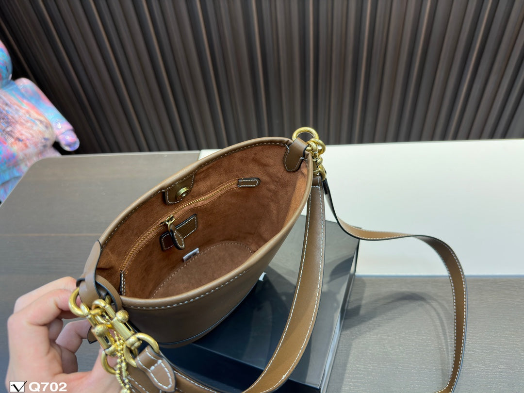 Co-BAG131