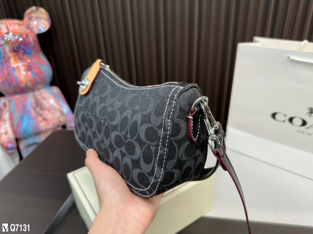 Co-BAG115