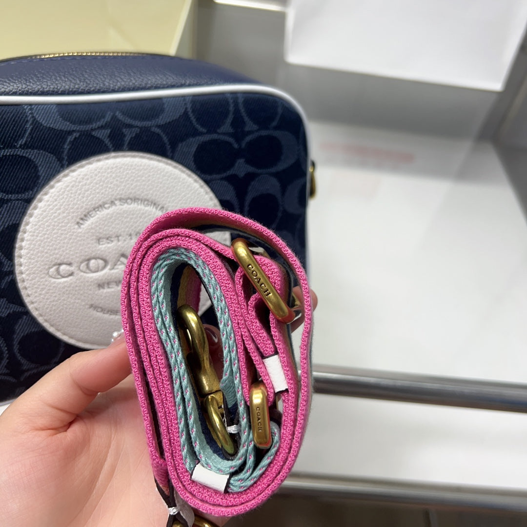 Co-BAG610