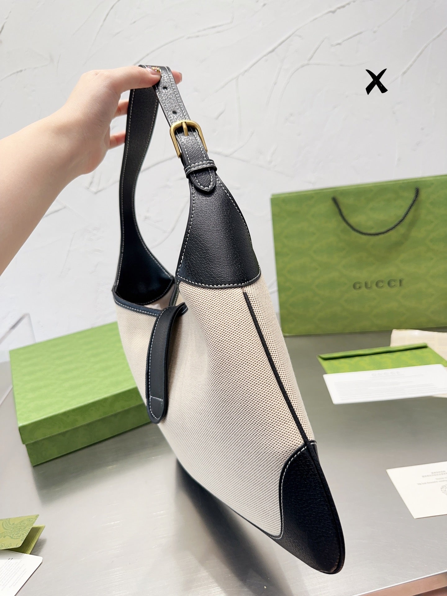 GUCCI BAG-1