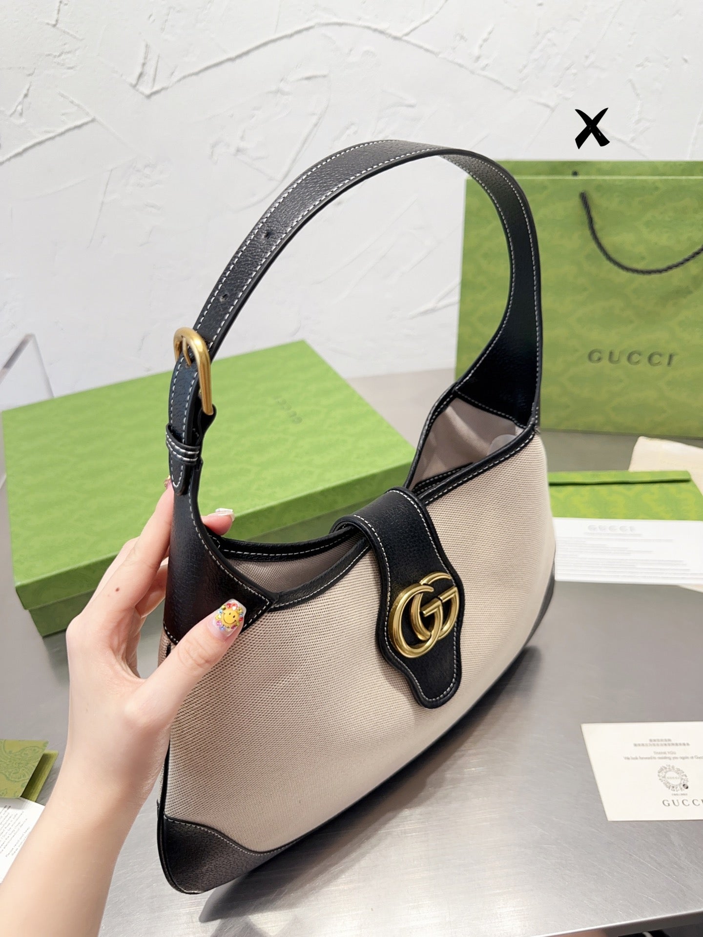 GUCCI BAG-1