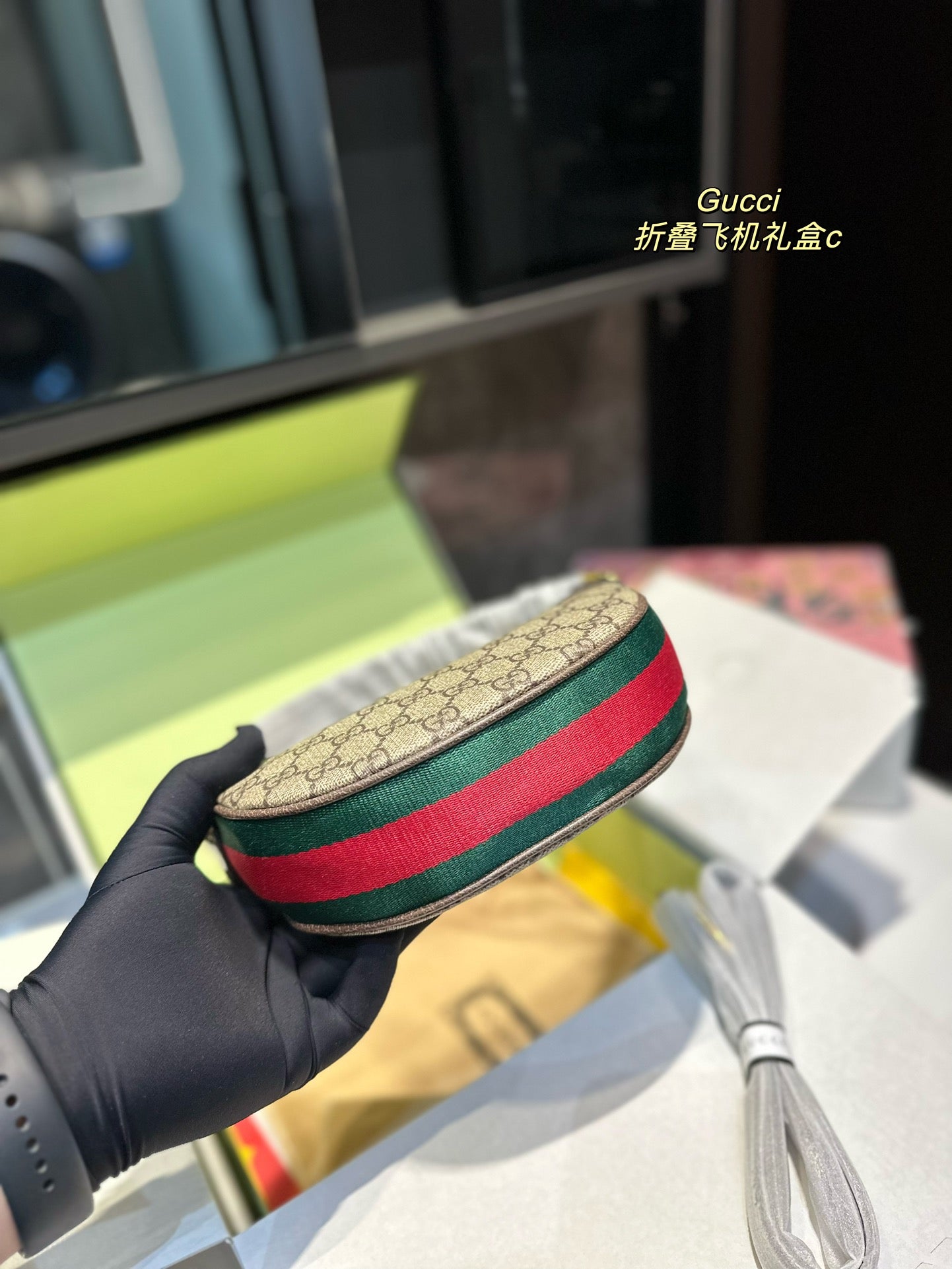 GUCCI BAG-11