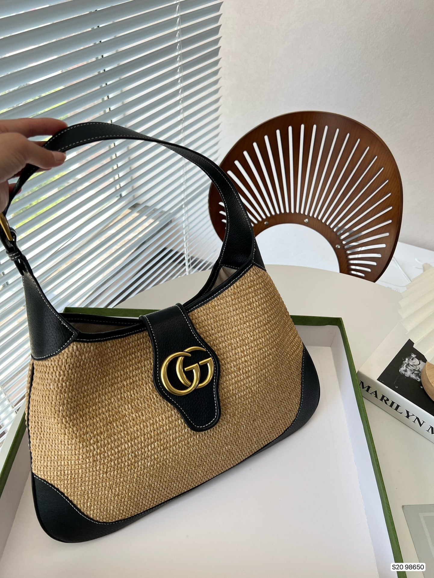 GUCCI BAG 27