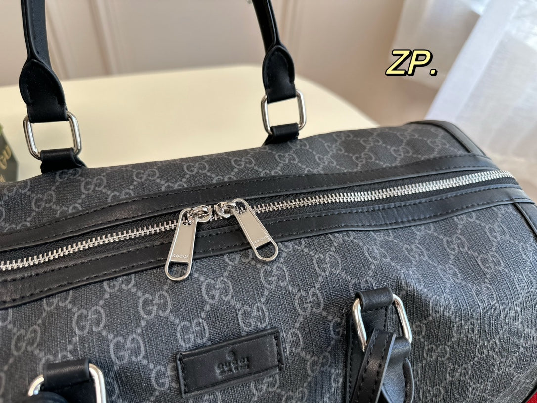 GUCCI BAG 32