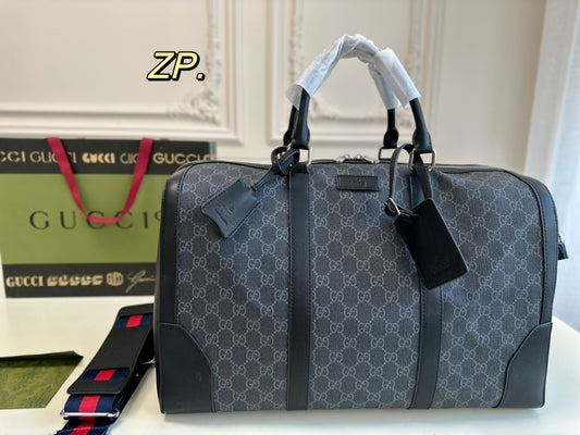 GUCCI BAG 32