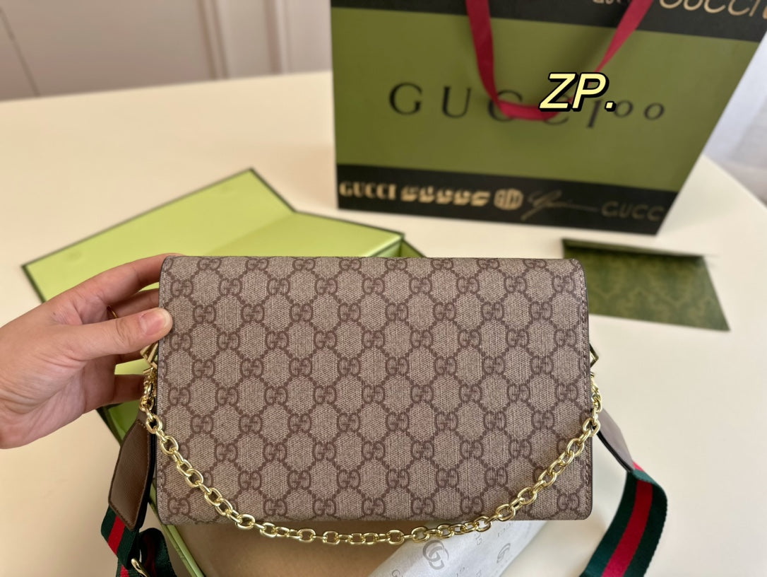 GUCCI BAG 35