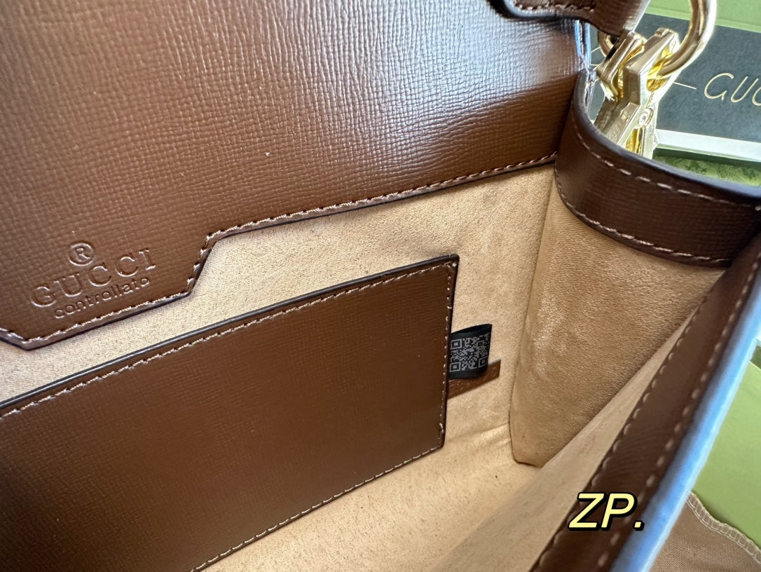 GUCCI BAG 35