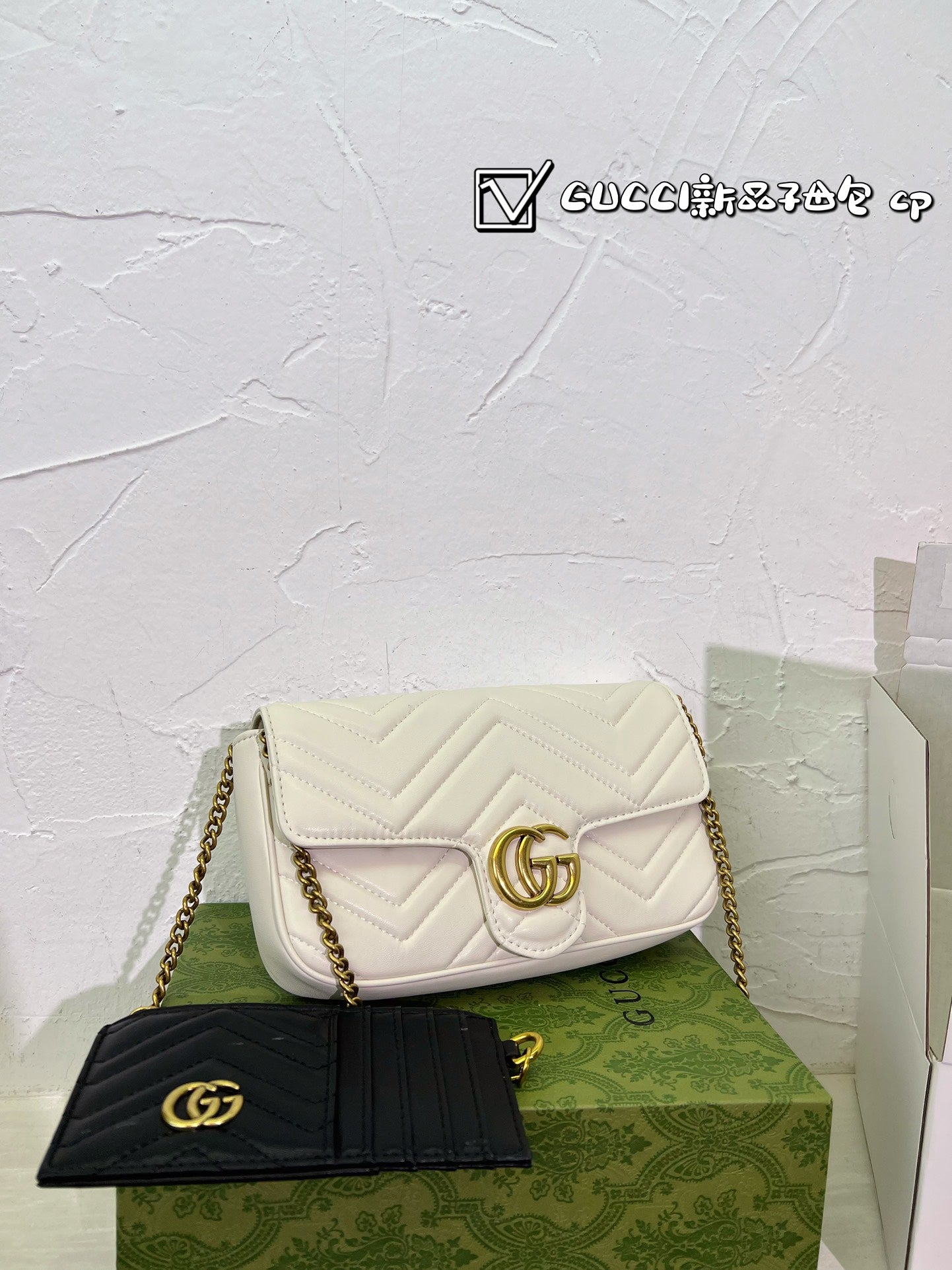 GUCCI BAG 40