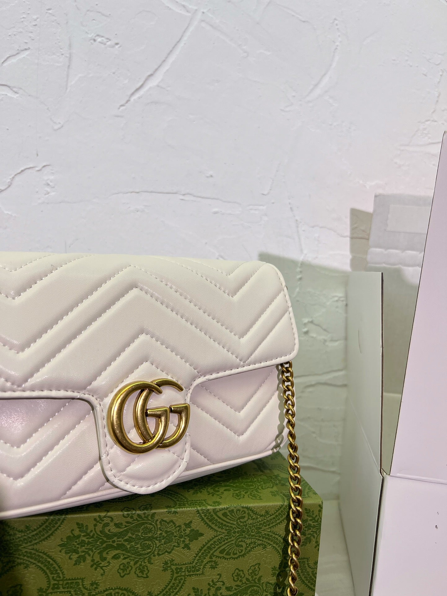 GUCCI BAG 40