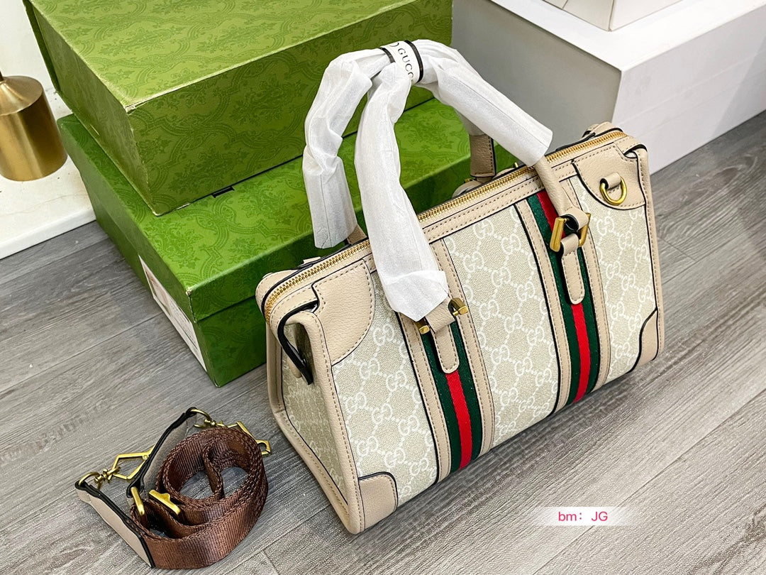 GUCCI BAG 43-3