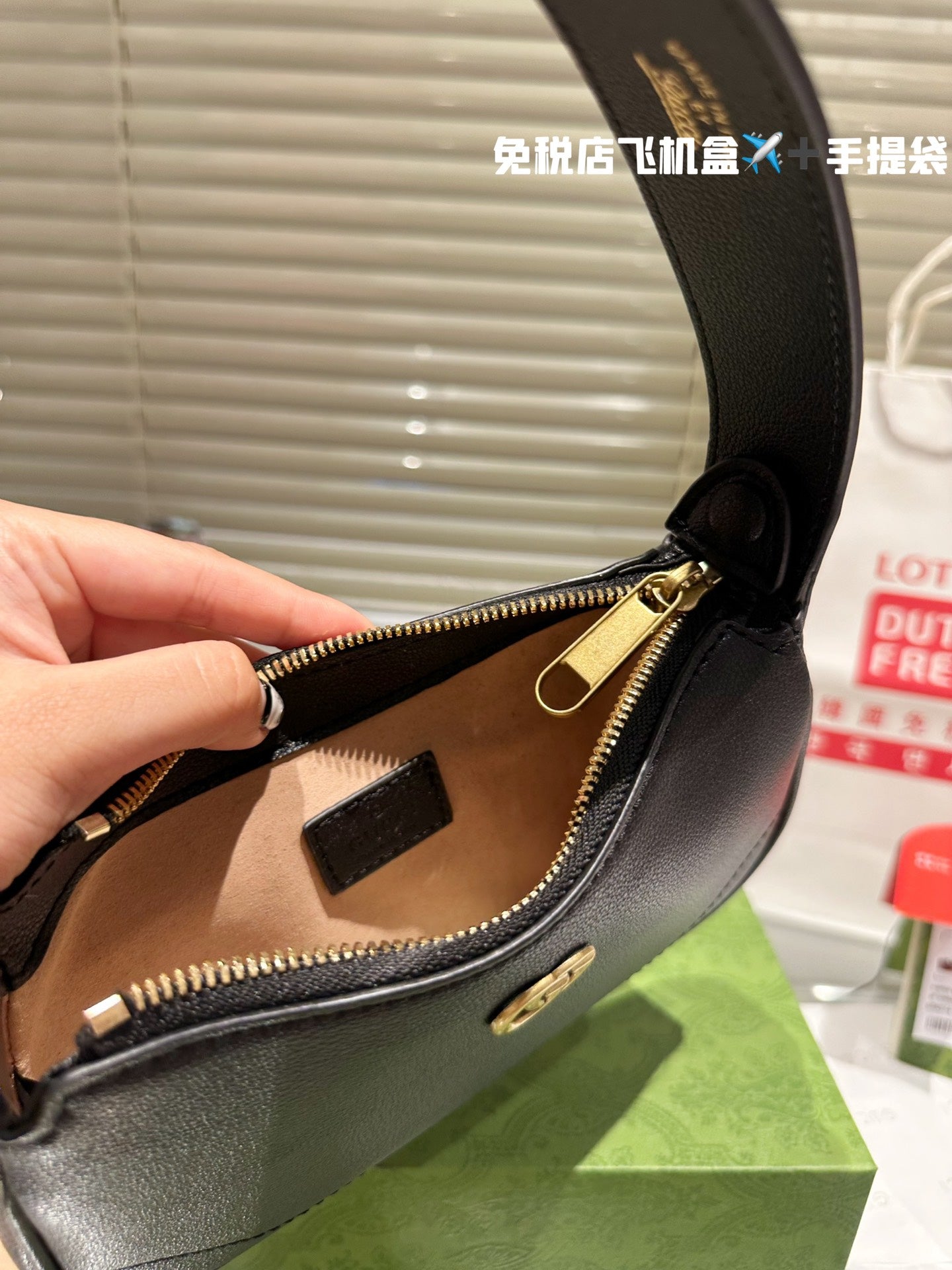 GUCCI BAG 49