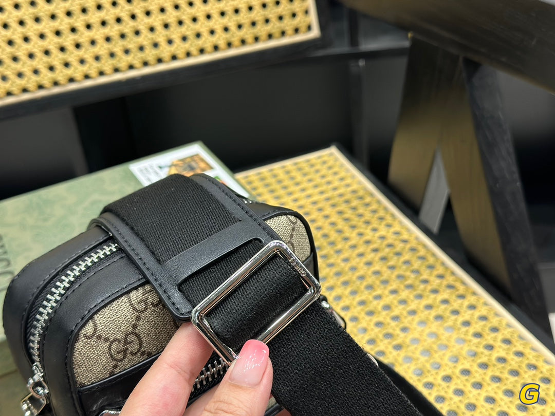 GUCCI BAG 52