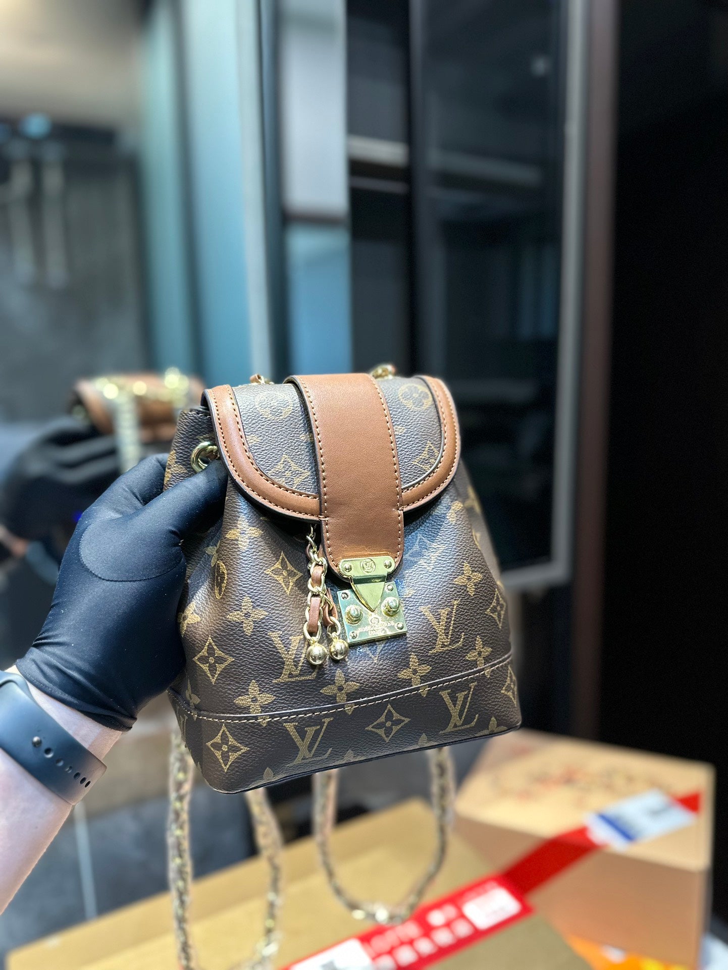 GUCCI BAG 53-54