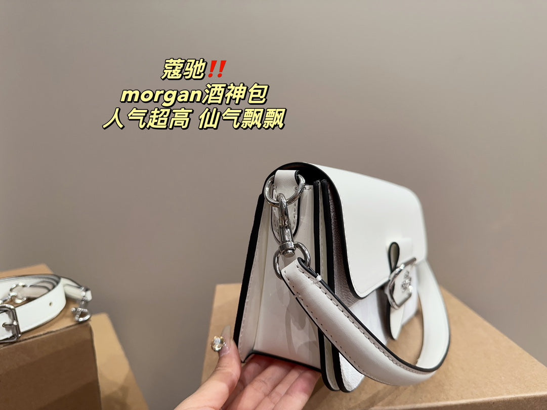 Co-BAG114