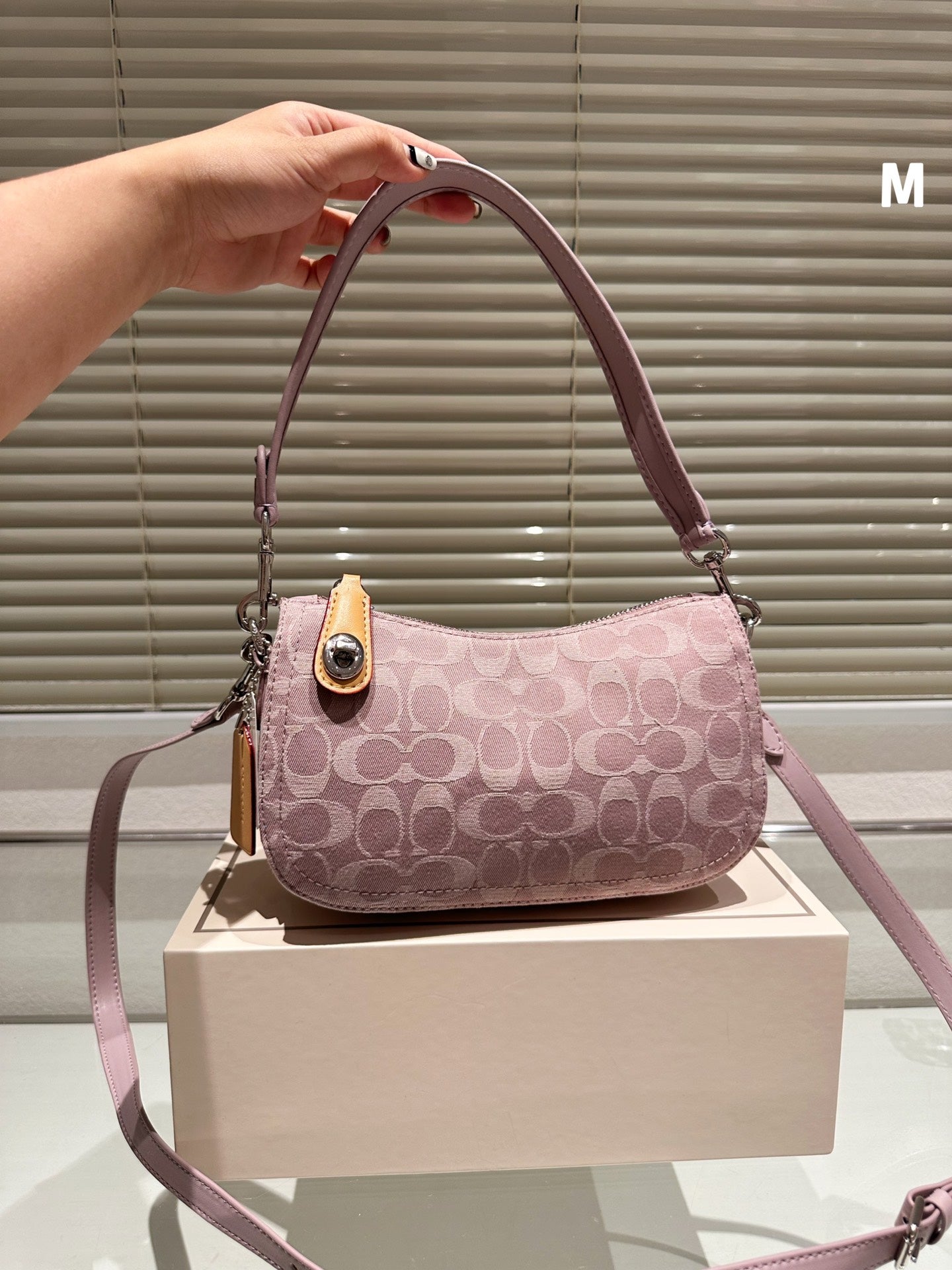 Co-BAG616