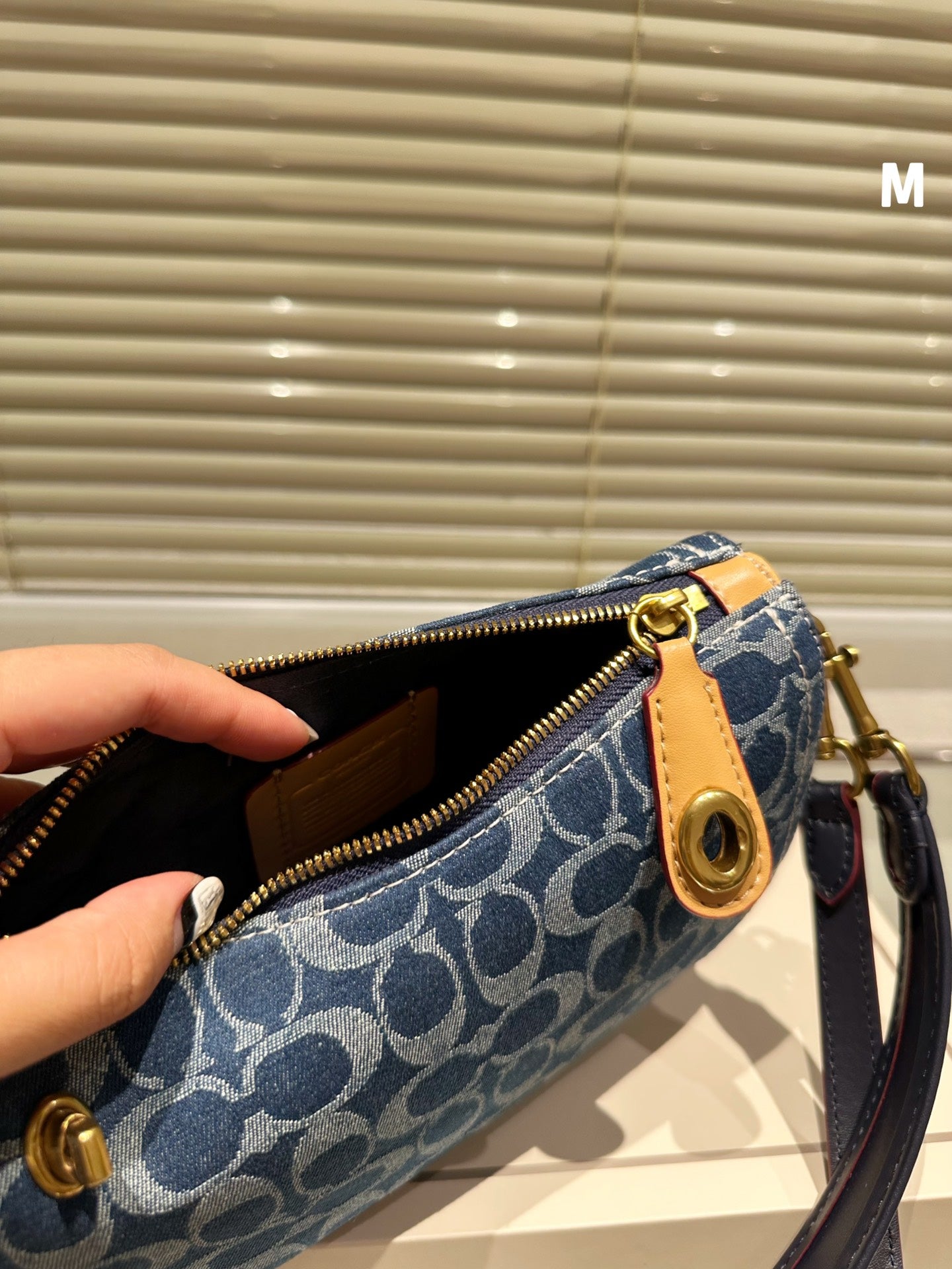 Co-BAG616