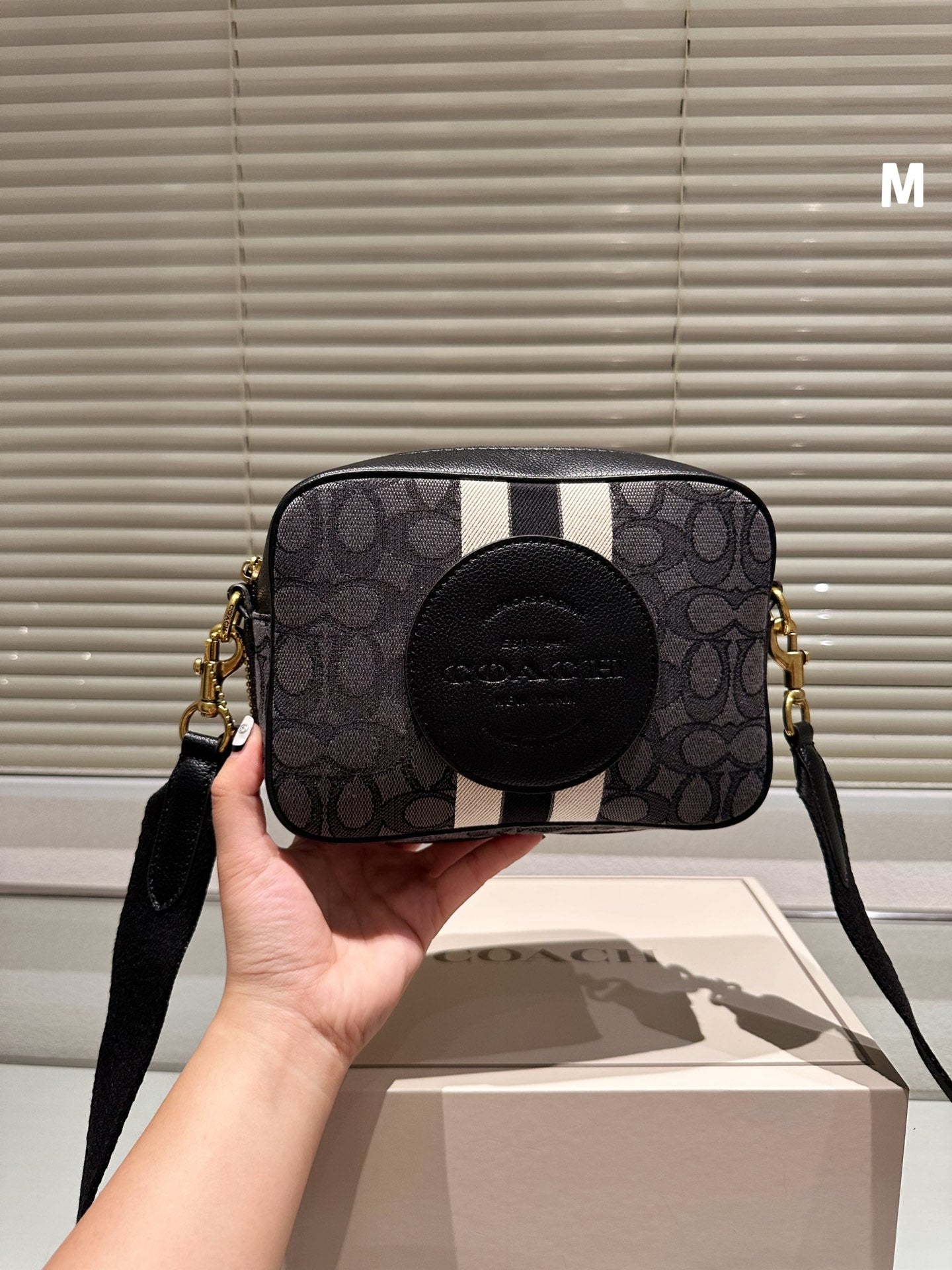 Co-BAG618