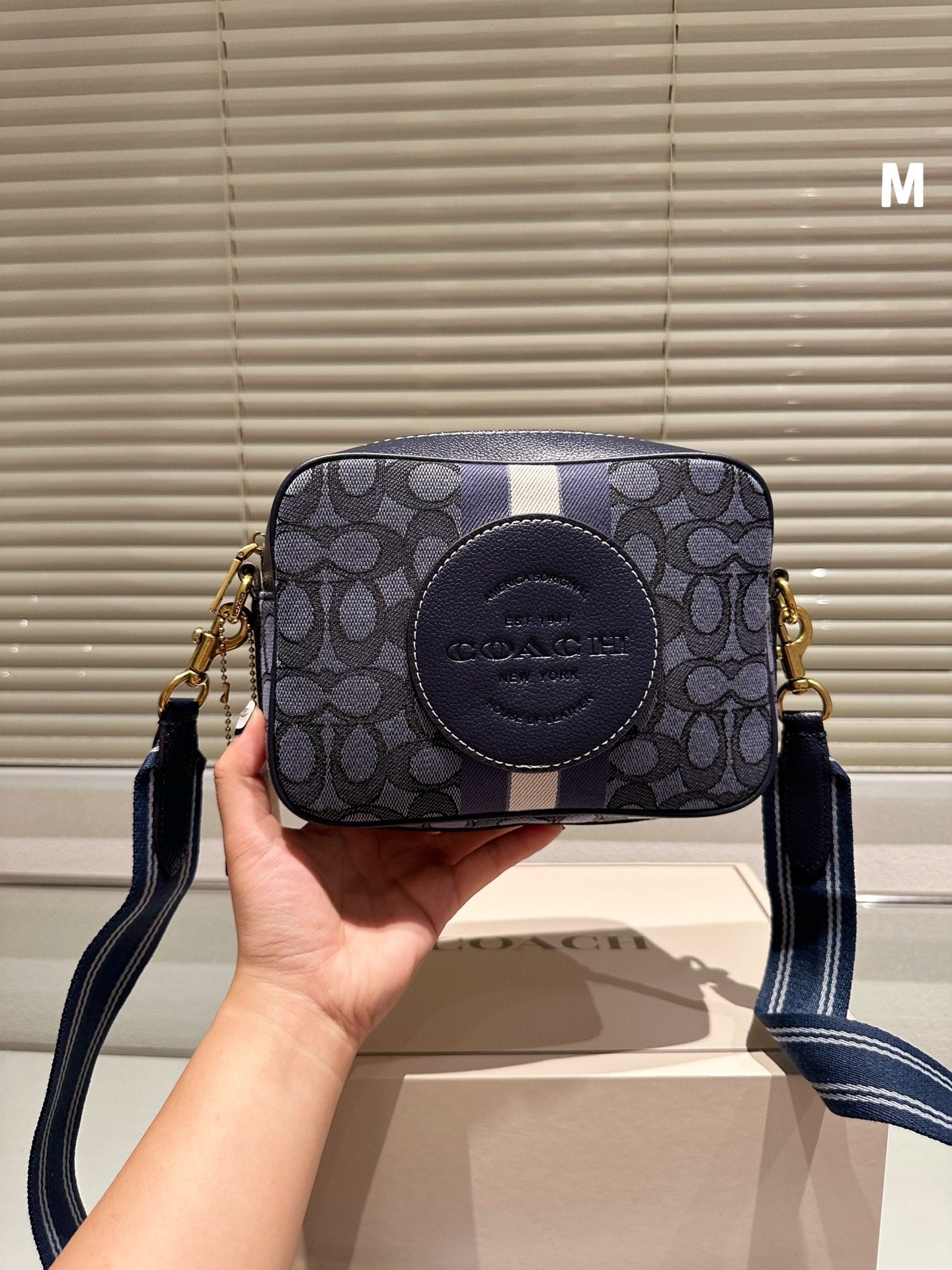 Co-BAG618