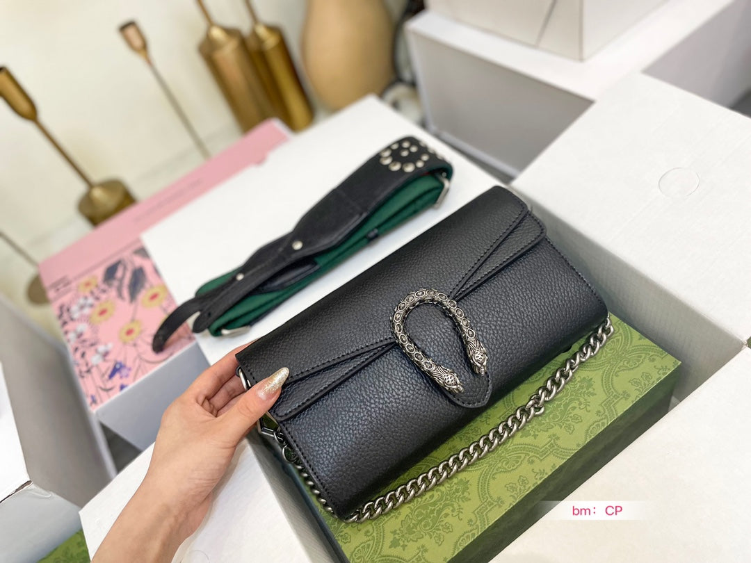 GUCCI BAG 79