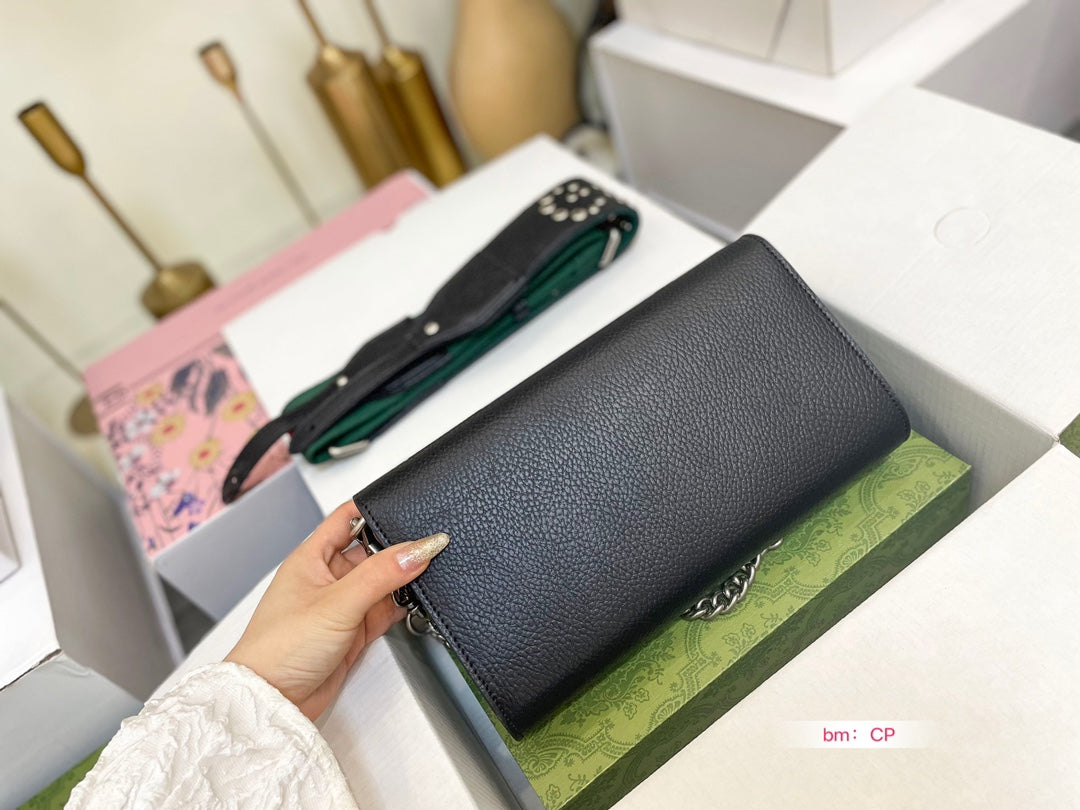 GUCCI BAG 79
